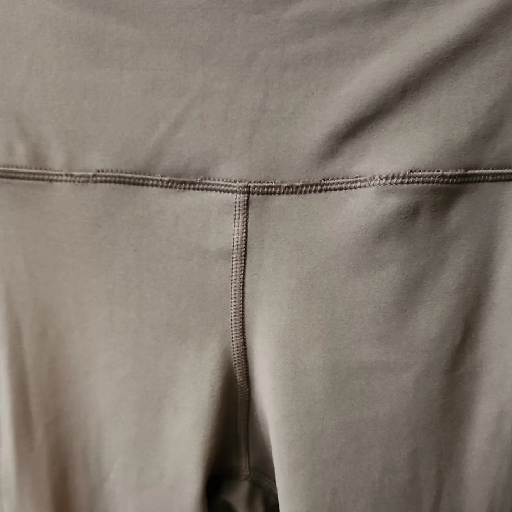 Purple Boot Cut High-Waisted Athletic Pants Size M